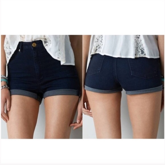 NWT American Eagle Outfitters Super Stretch Sky High Shorties Dark Wash - Picture 1 of 4